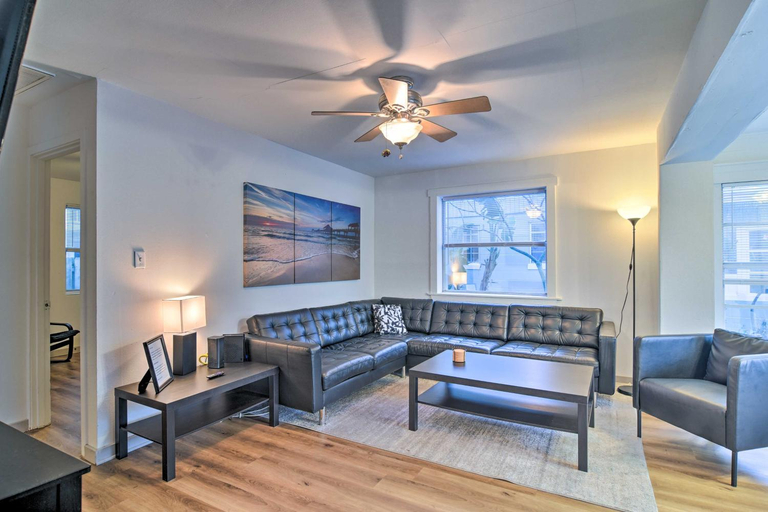 Others 3, Sun-Soaked Coastal Hideaway - Steps to Beach!, Pinellas