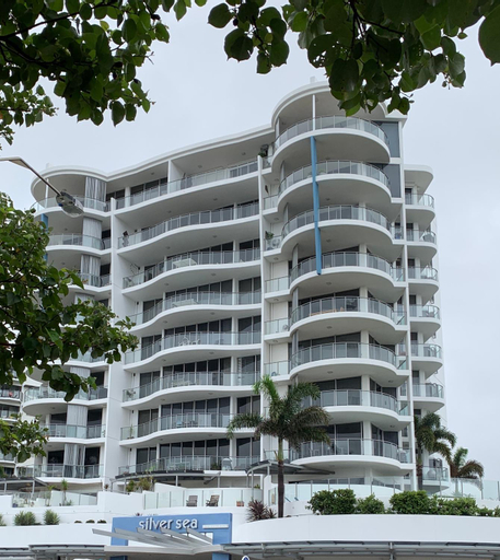 Silver Sapphire on Sixth Penthouse, Maroochy - Maroochydore