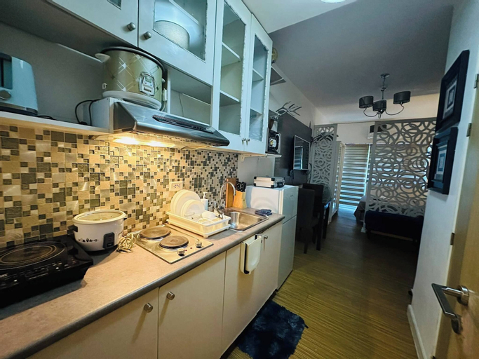Dining Room 6