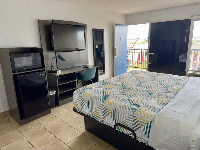 Bedroom 3, Motel 6 Mesquite, TX – Town East, Dallas