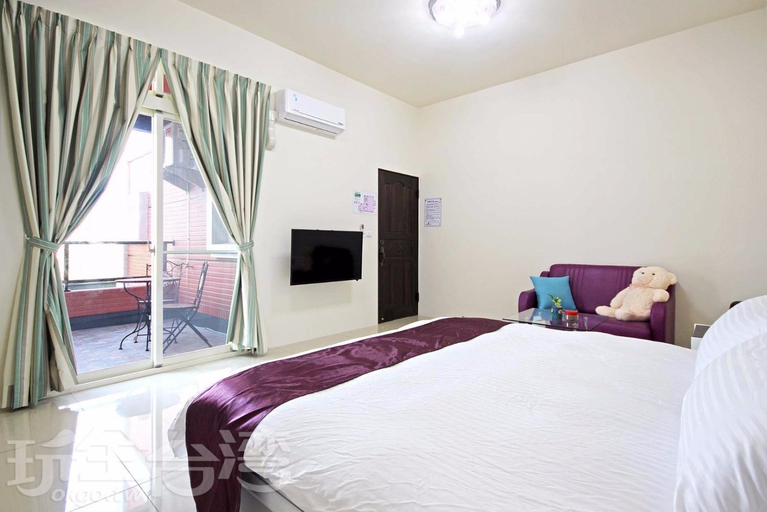 2, Shi Qing Homestay, Nantou