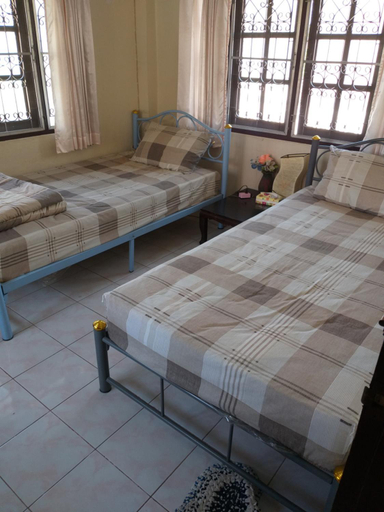 Bedroom 4, Srikrung Guesthouse, Phra Nakhon Si Ayutthaya