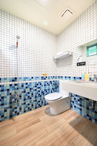 Bathroom 2