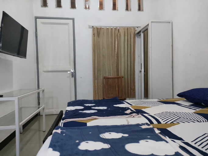 Bedroom 8