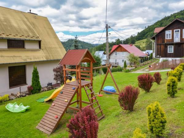 Others 3, Enklawa u Zosi, Nowy Targ