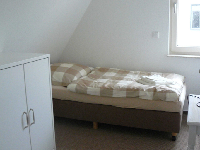 Bedroom 3, Cozy Holiday Home in Wietzendorf near Forest, Heidekreis