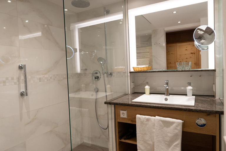 Bathroom 4, Hotel Kesslermuhle, Breisgau-Hochschwarzwald