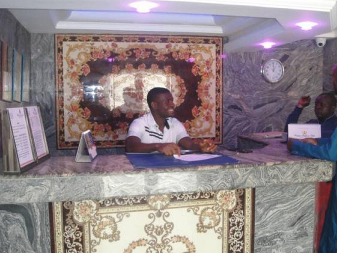 3, Ocean Palace Guest Inn, Ungogo