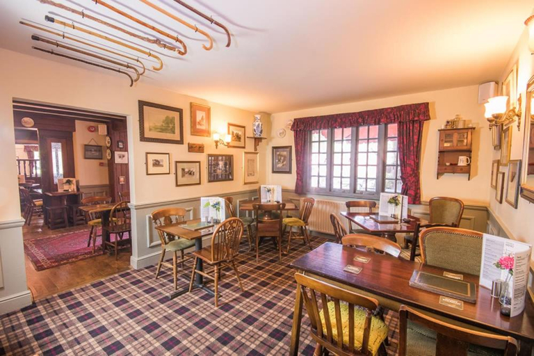 Food & Drinks 5, The Burley Inn, Hampshire