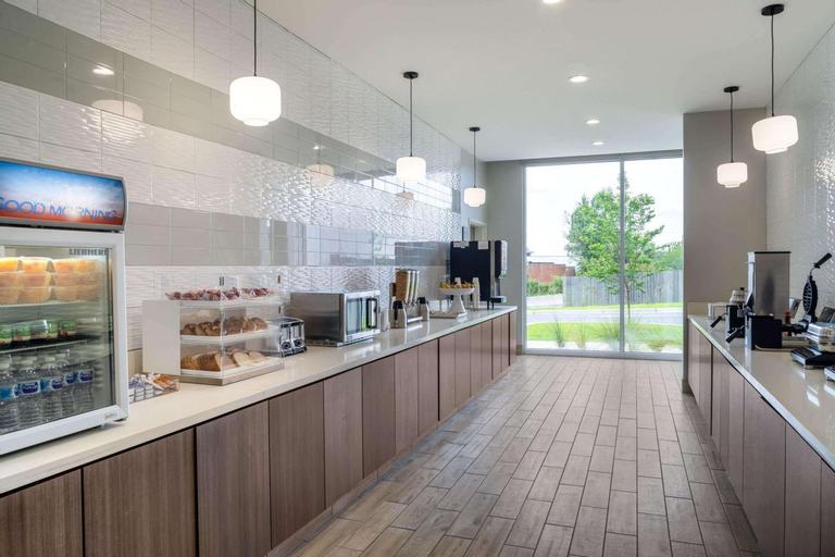 Food & Drinks 5, La Quinta Inn & Suites by Wyndham Tifton, Tift