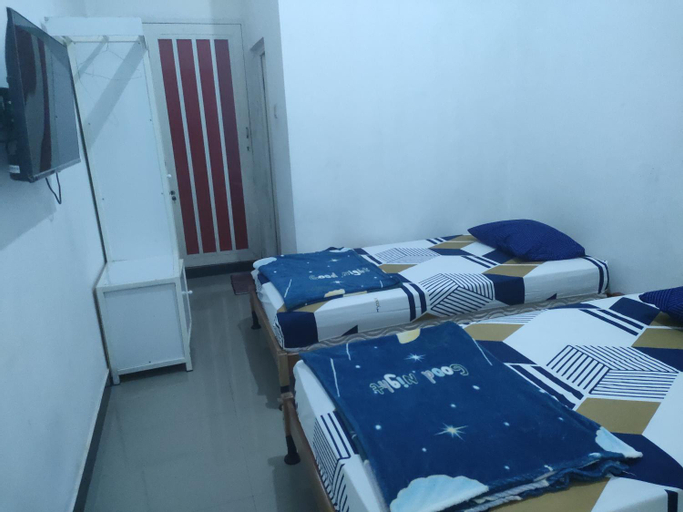 Bedroom 12