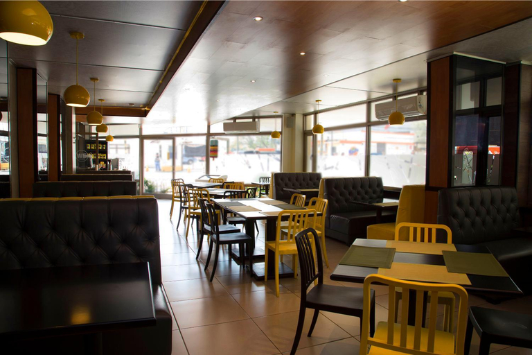 Food & Drinks 5, Conquistador Hotel & Conference Center, ZONA 4