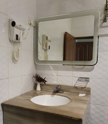 Bathroom 5, Lotus by Serendib, Blantyre City