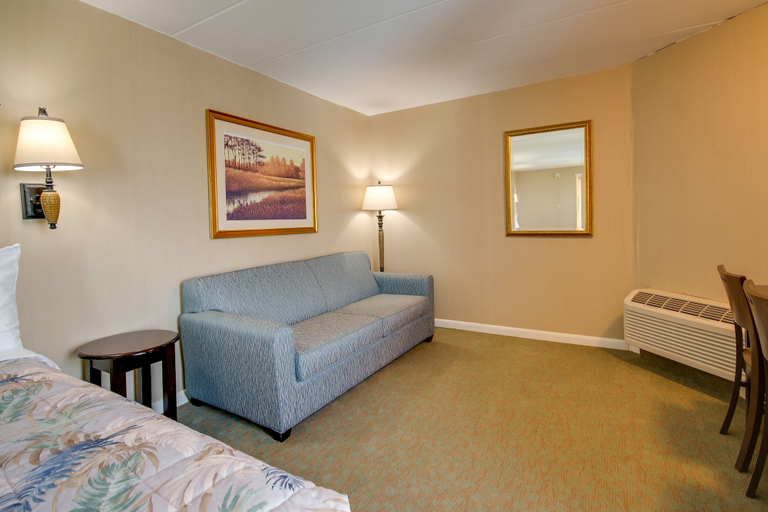 Bedroom 2, Castle in the Sand, Worcester