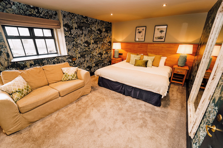 Bedroom 2, The George - Hathersage, Derbyshire