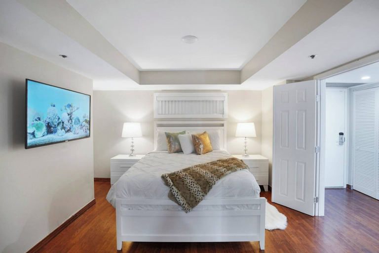 Bedroom 24