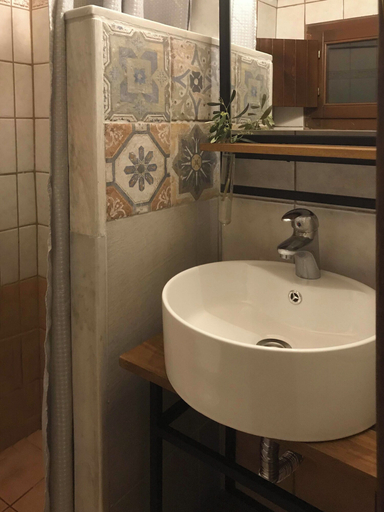 Bathroom 5, Psamathous Guest House, Peloponnese