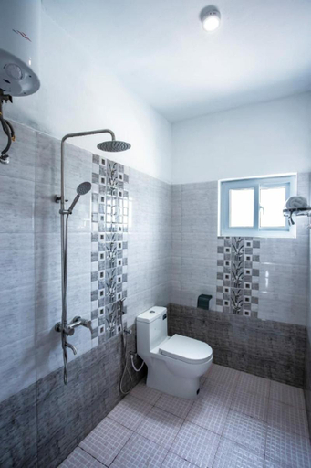 Bathroom 3, HOTEL VISWA GRAND, Kanniyakumari