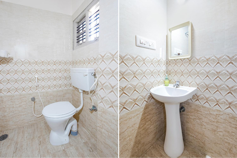 Bathroom 4, FabHotel Manyu Inn, Bangalore