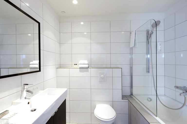 Bathroom 5, Fosshotel Hellnar, Snæfellsbær
