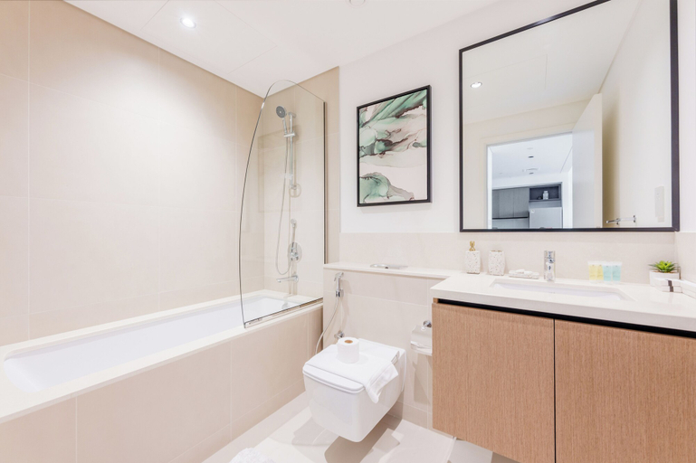 Bathroom, Stayis-1BR Stunning View of Burj khalifa, Dubai
