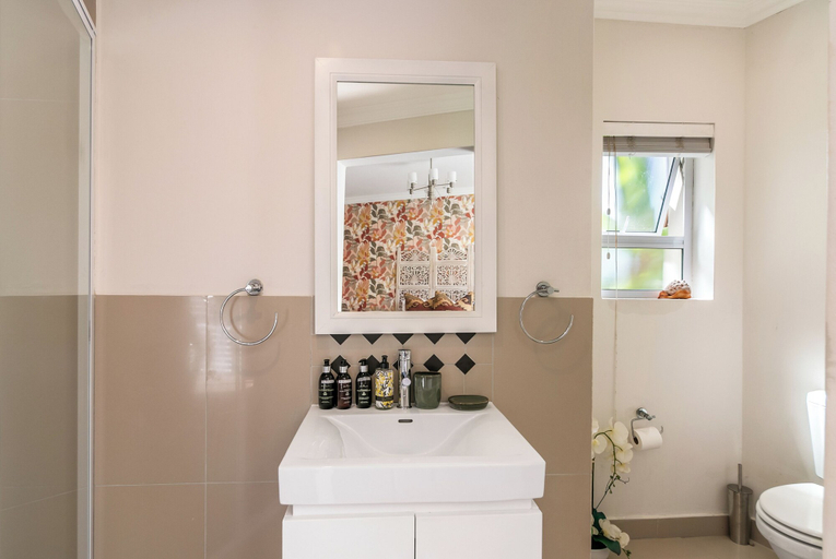 Bathroom 4, Phillip Villa, Eden