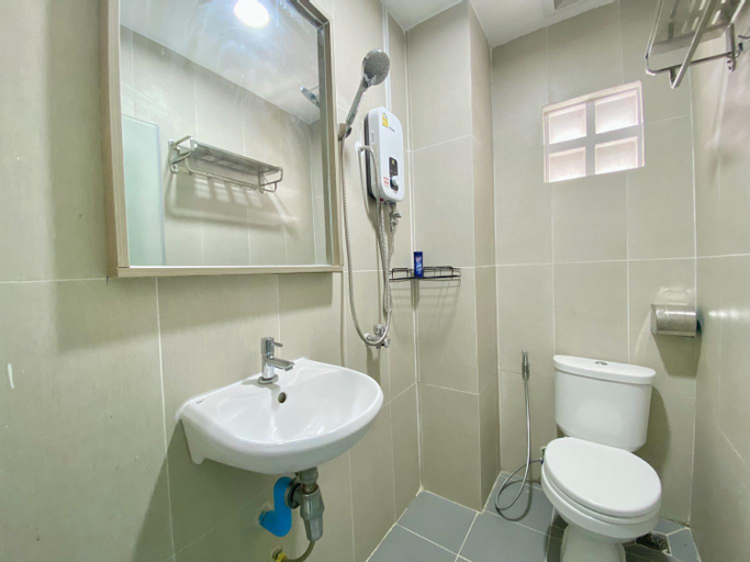 Bathroom 17