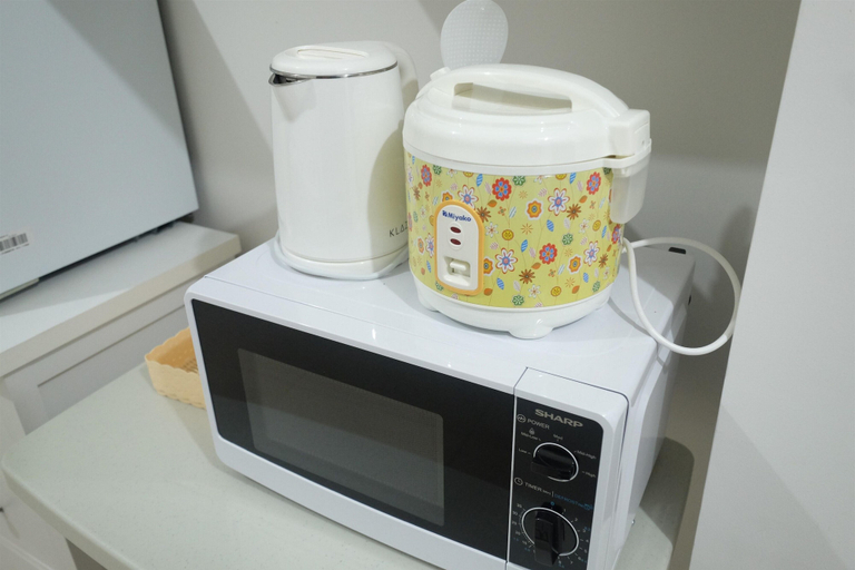 Others 5, Minimalist And Cozy Studio (No Kitchen) Transpark Cibubur Apartment, Bekasi