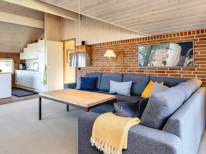 Others 5, Spacious Holiday Home in Løkken near Sea, Jammerbugt