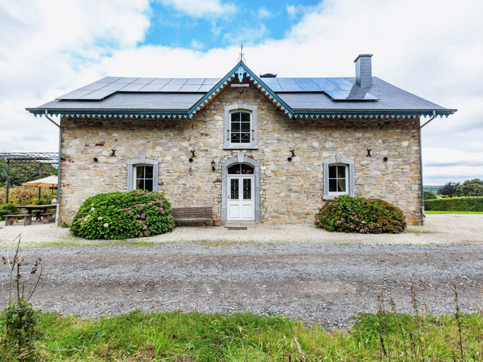 Wonderful Holiday Home in Saint-Hubert with Sauna, Luxembourg