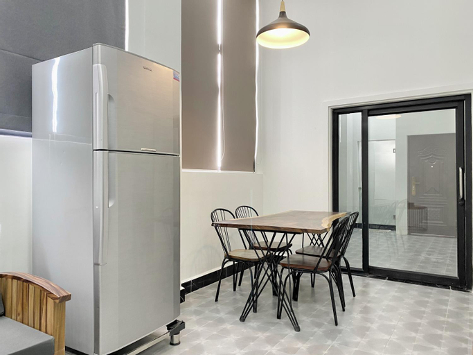 Dining Room 16
