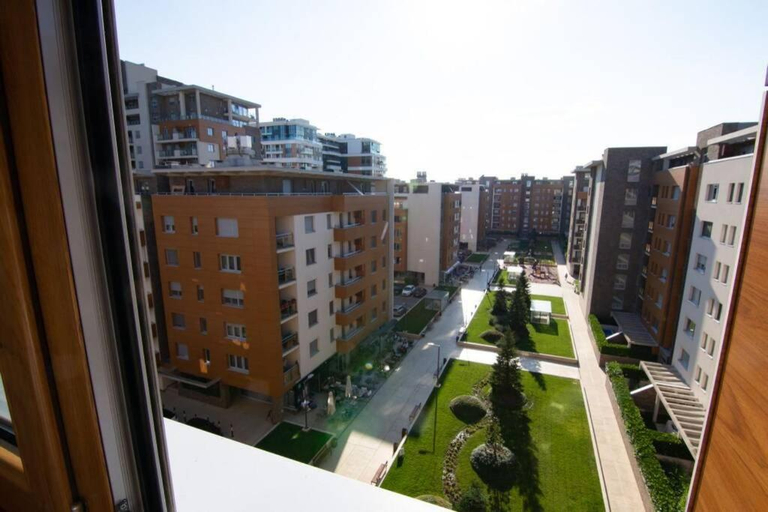 Others 3, A Blok New Modern - Free garage parking, comfortable, quiet with a park view, Belgrade