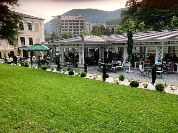 Others 5, Hotel Versay, Baile Herculane