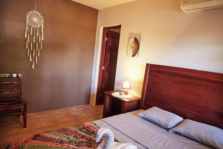 Bedroom 2, Beachside stay at Villa ViYarte, Tola