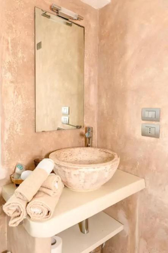 Bathroom 4, Trulli Terrarossa con Piscina, Taranto