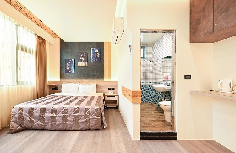 Bedroom 23
