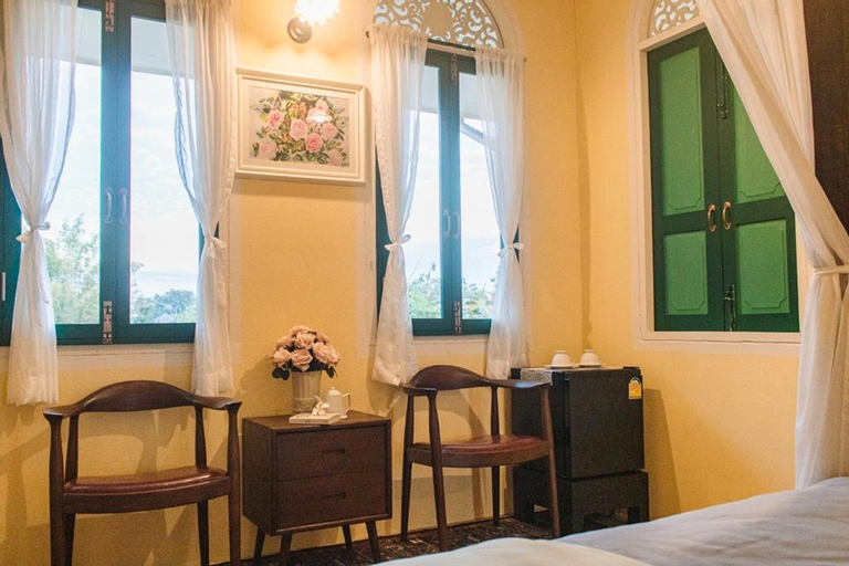 Bedroom 10