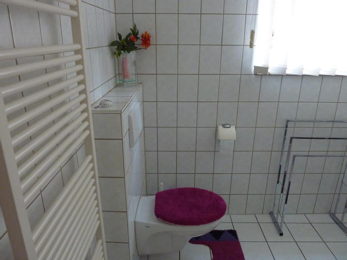 Bedroom 3, Schone, gemutliche Wohnung, Saalfeld-Rudolstadt