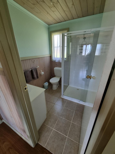 Bathroom, Mansfield Holiday Park, Mansfield