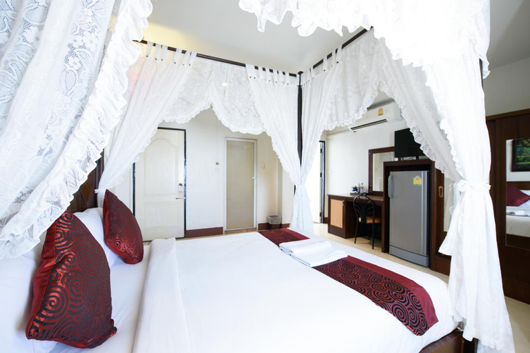 Bedroom 6