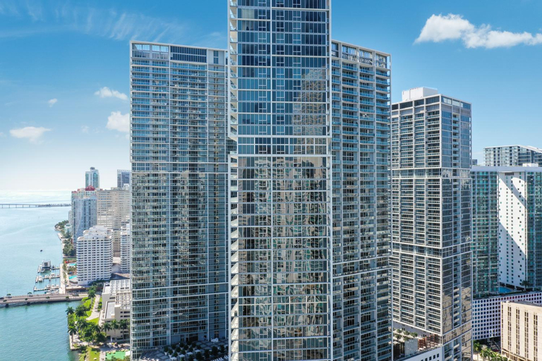 Exterior 13