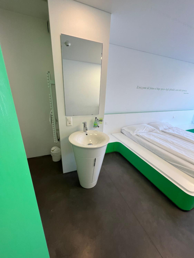 Bathroom 3, Chromotel self check-in, Lugano
