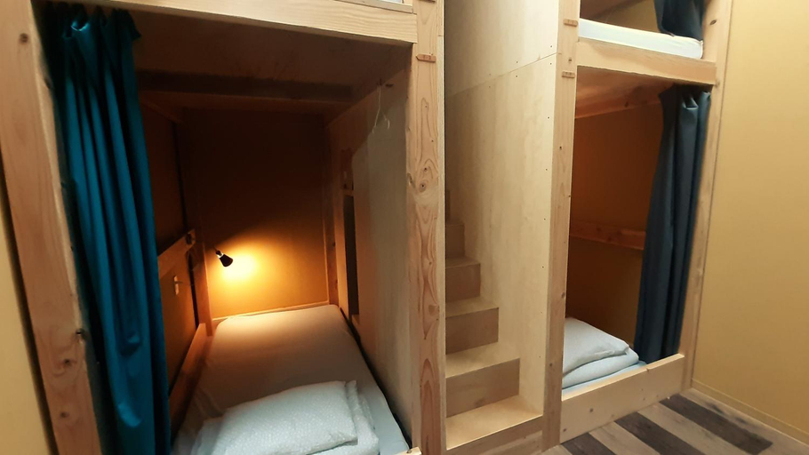 Bedroom 3, Iruka Hostel, Toyama