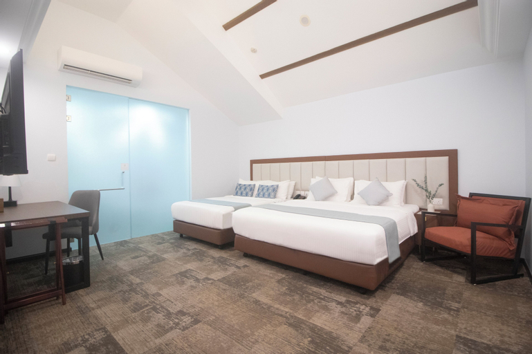 Bedroom 21
