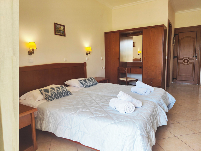 Bedroom 4, SUN SEA VIEW HOTEL, Ionian Islands