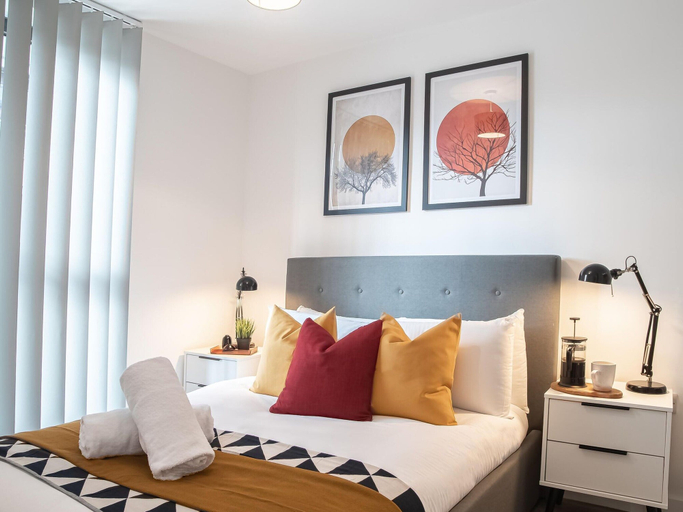 Bedroom 2, One-bedroom Close to Graves Park by Belvilla, Sheffield