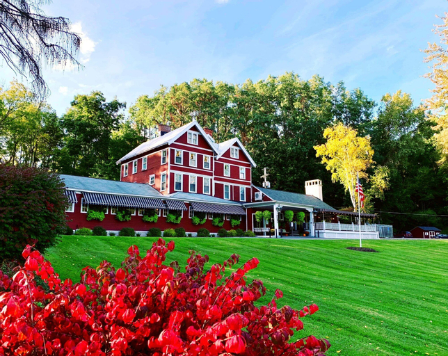 Springside Inn, Cayuga