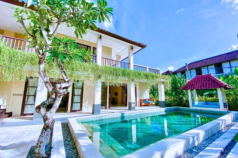 Sport & Beauty 4, Luxury 4 BR Pool Villa at Seminyak #NP7, Badung