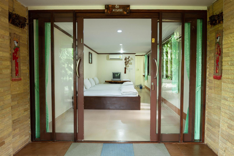 5, Baan Kitsada, Amphawa