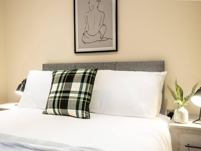 Bedroom 2, Contemporary One Bedroom Flat by Sojo Stay, Suffolk